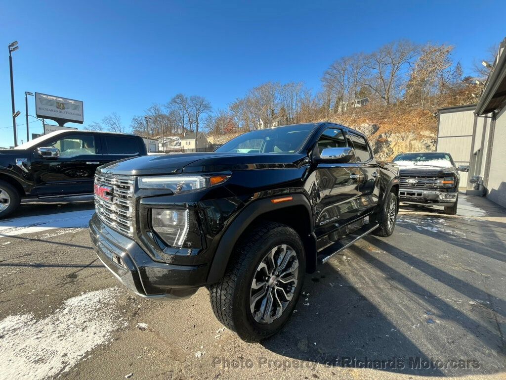 2023 GMC Canyon 4WD Crew Cab Denali - 22959763 - 8