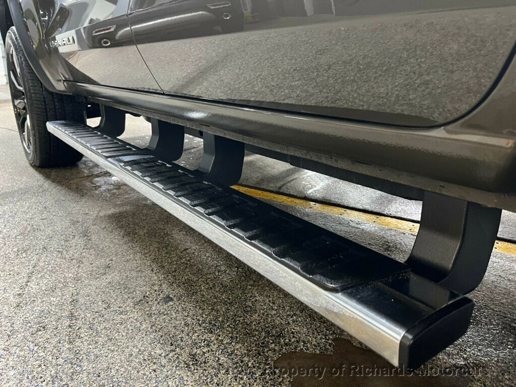 2023 GMC Canyon 4WD Crew Cab Denali - 22972988 - 12