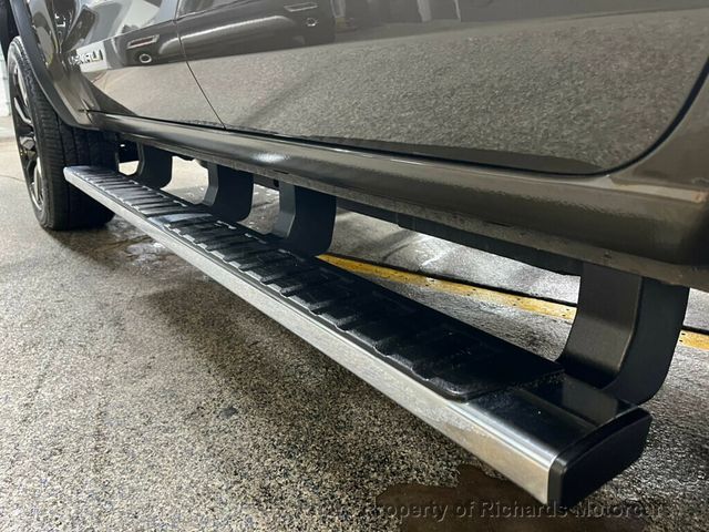 2023 GMC Canyon 4WD Crew Cab Denali - 22972988 - 12