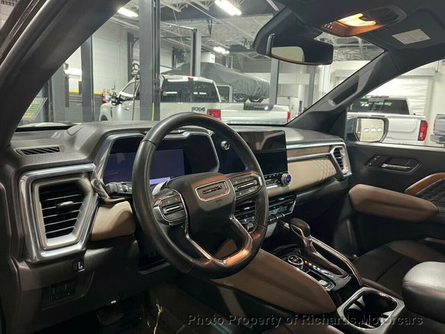 2023 GMC Canyon 4WD Crew Cab Denali - 22972988 - 14