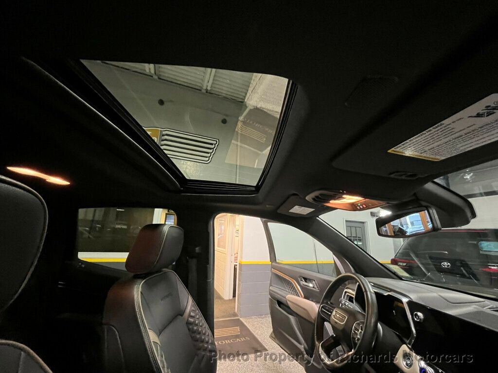 2023 GMC Canyon 4WD Crew Cab Denali - 22972988 - 23