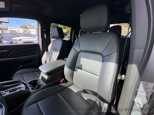 2023 GMC Canyon 4WD Crew Cab Elevation - 22922039 - 16