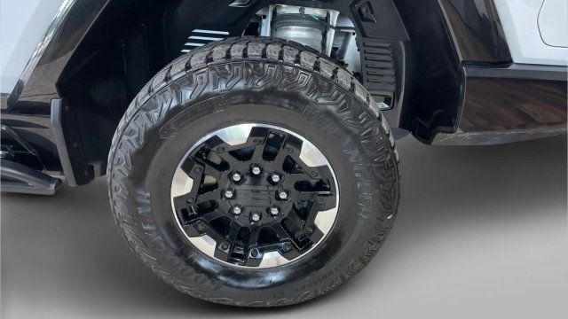 2023 GMC HUMMER EV Pickup e4WD Crew Cab 3X - 23018656 - 13