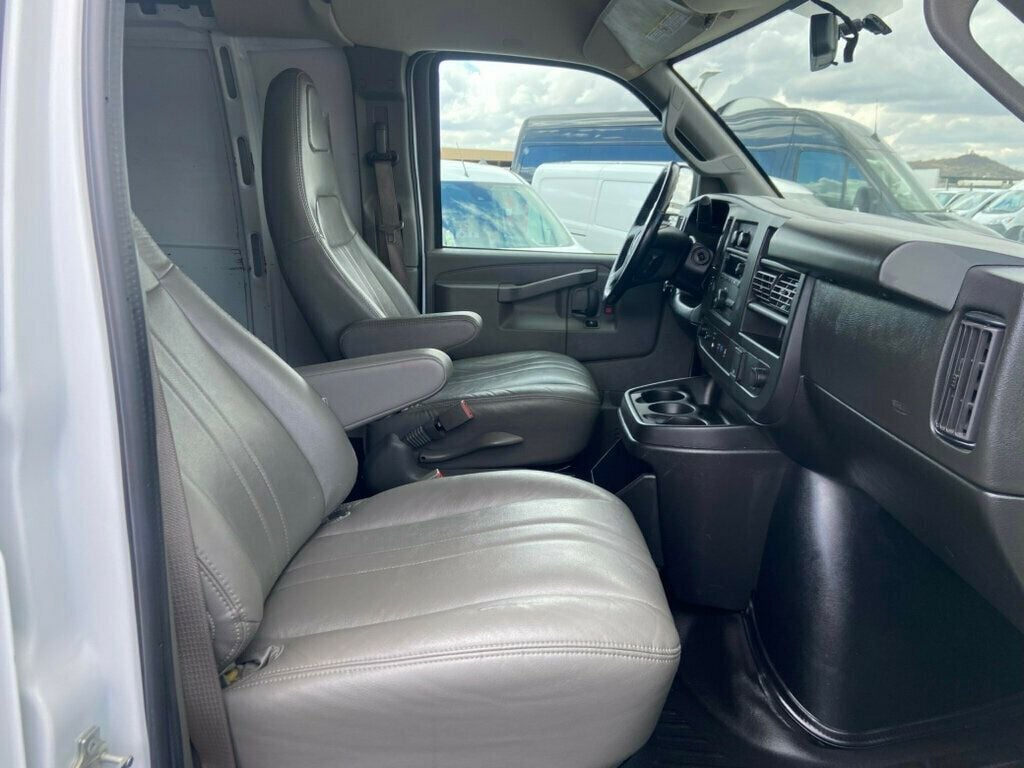 2023 Gmc Savana 2500 Cargo photo 13