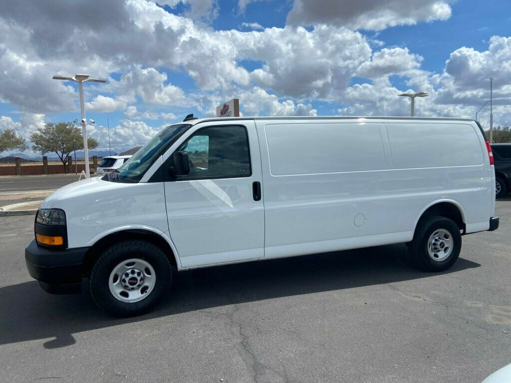 2023 Gmc Savana 2500 Cargo photo 2