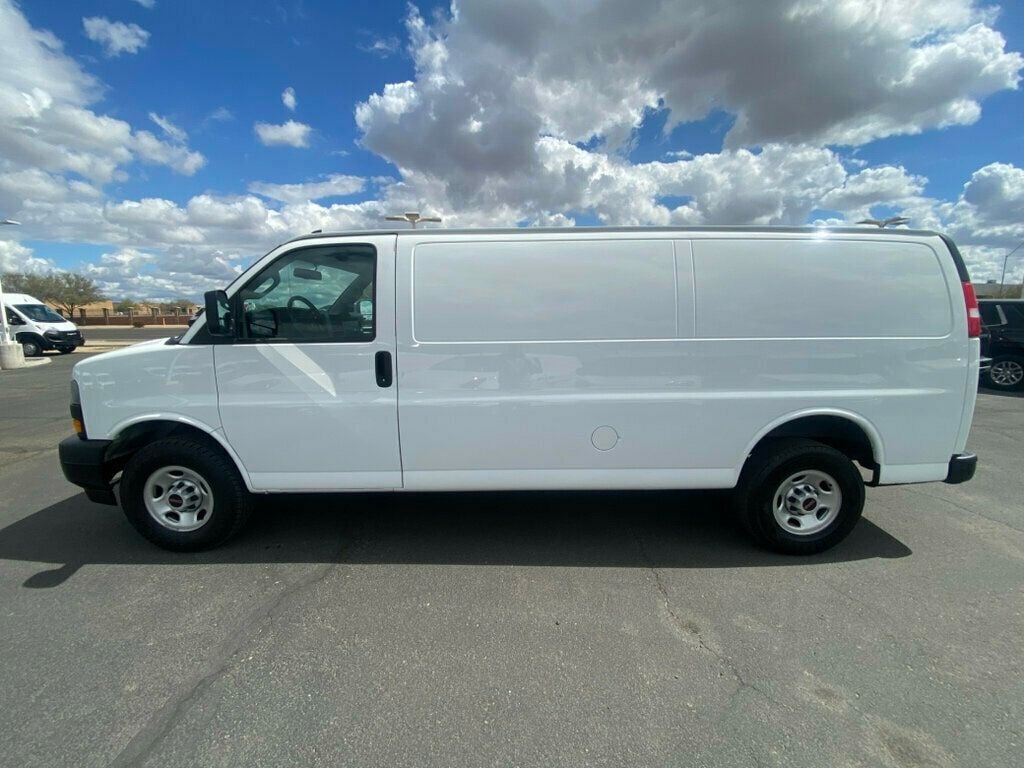 2023 Gmc Savana 2500 Cargo photo 3