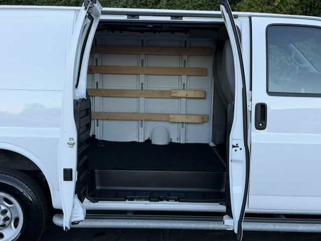 2023 GMC Savana Cargo Van RWD 2500 135" - 23087019 - 13