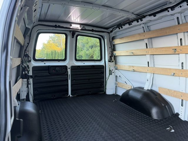 2023 GMC Savana Cargo Van RWD 2500 135" - 23087019 - 14