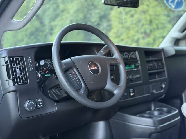 2023 GMC Savana Cargo Van RWD 2500 135" - 23087019 - 21