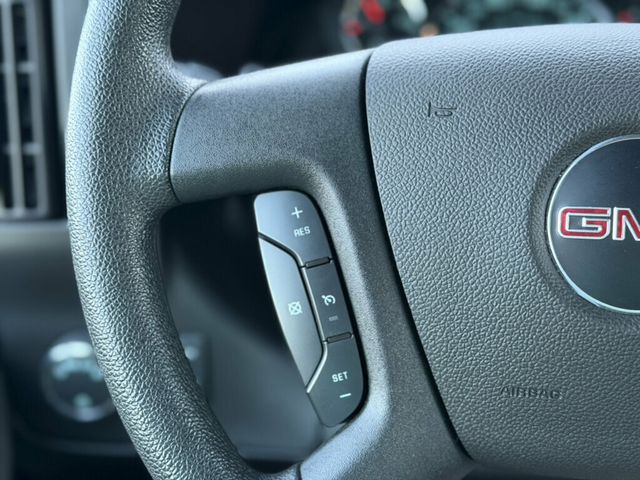2023 GMC Savana Cargo Van RWD 2500 135" - 23087019 - 28