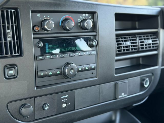 2023 GMC Savana Cargo Van RWD 2500 135" - 23087019 - 33