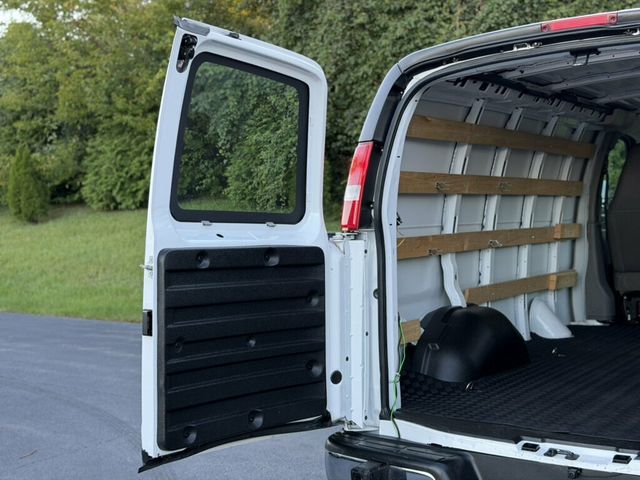 2023 GMC Savana Cargo Van RWD 2500 135" - 23087019 - 7