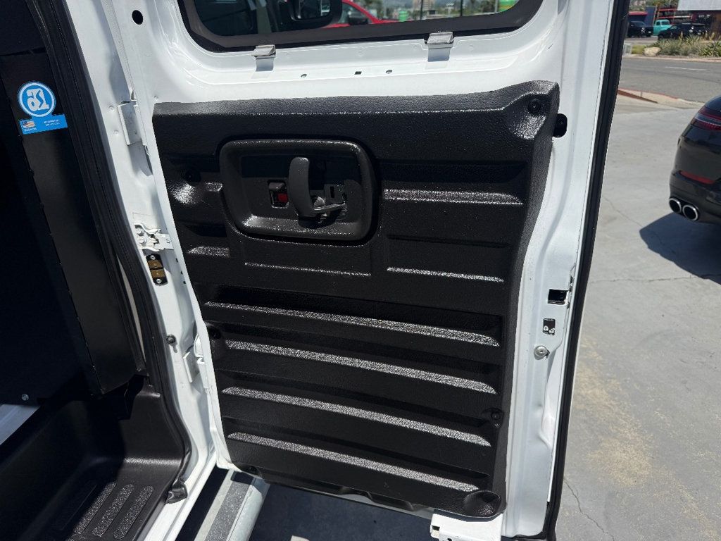 2023 GMC Savana Cargo Van RWD 2500 135" - 22849883 - 14