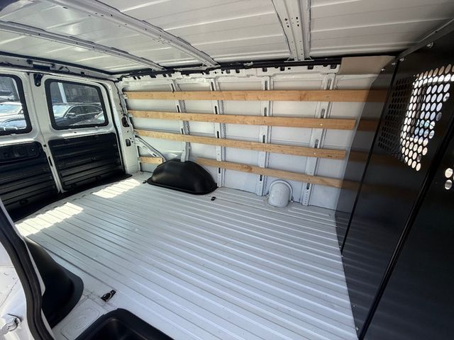 2023 GMC Savana Cargo Van RWD 2500 135" - 22849883 - 16