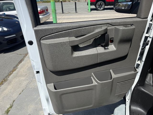 2023 GMC Savana Cargo Van RWD 2500 135" - 22849883 - 8