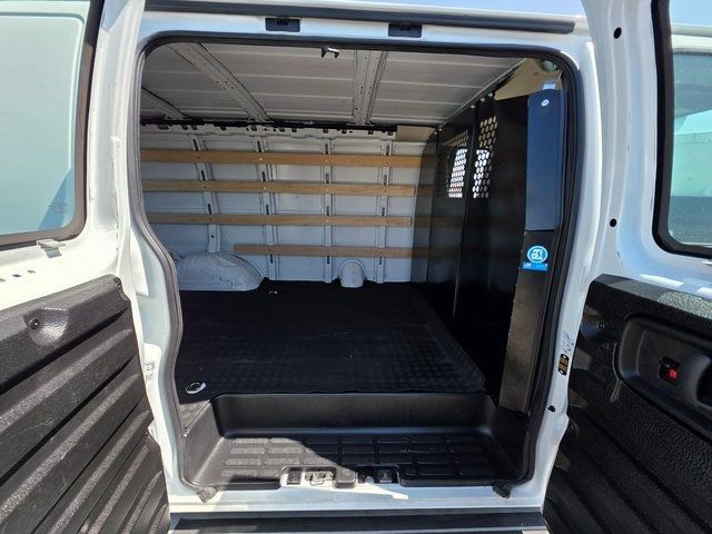 2023 GMC Savana Cargo Van RWD 2500 135" - 22871483 - 12