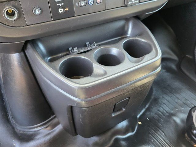 2023 GMC Savana Cargo Van RWD 2500 135" - 22871483 - 27