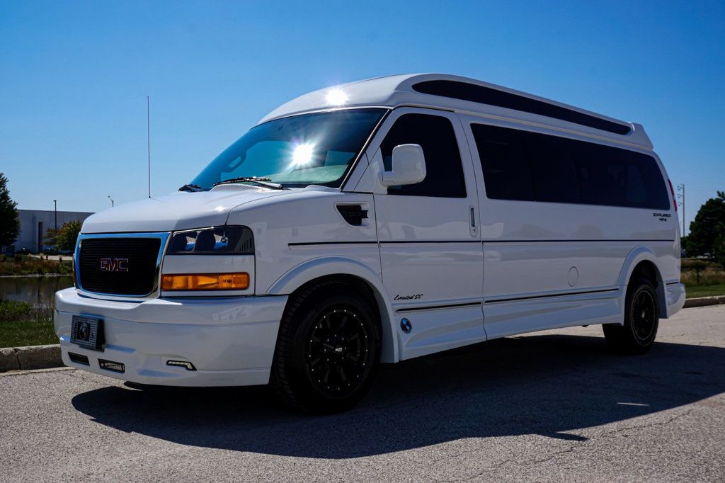 2023 Gmc Savana Passenger 2500 photo 4