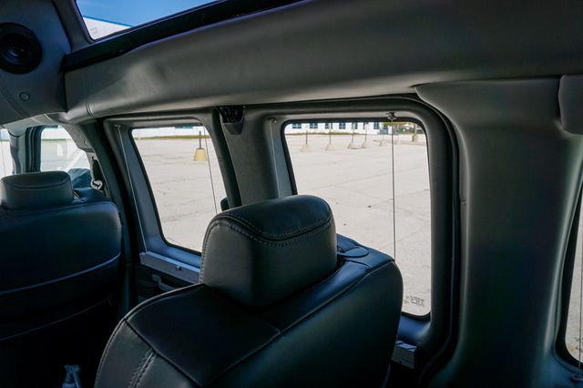 2023 GMC Savana Passenger *Savana 2500 EXT* *9-Pass* *4x4* *Explorer LTD SE* *Hi-Top* - 22914972 - 87