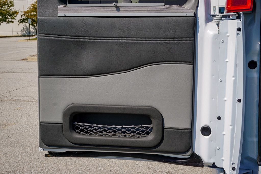 2023 GMC Savana Passenger *Savana 2500 EXT* *9-Pass* *4x4* *Explorer LTD SE* *Hi-Top* - 22914972 - 90