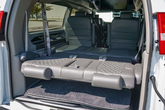 2023 GMC Savana Passenger *Savana 2500 EXT* *9-Pass* *4x4* *Explorer LTD SE* *Hi-Top* - 22914972 - 92