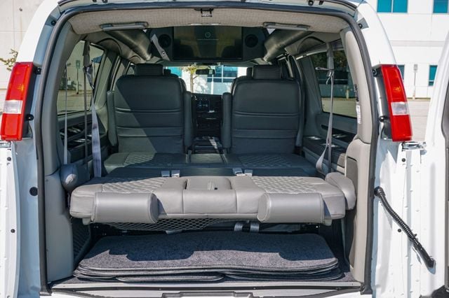 2023 GMC Savana Passenger *Savana 2500 EXT* *9-Pass* *4x4* *Explorer LTD SE* *Hi-Top* - 22914972 - 93