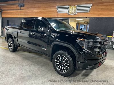 2023 GMC Sierra 1500 - 1GTUUEEL5PZ155770