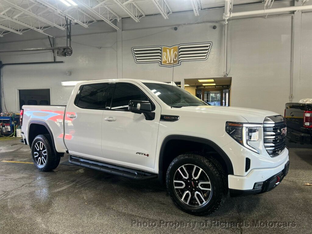 2023 GMC Sierra 1500 4WD Crew Cab 147" AT4 - 22897549 - 0