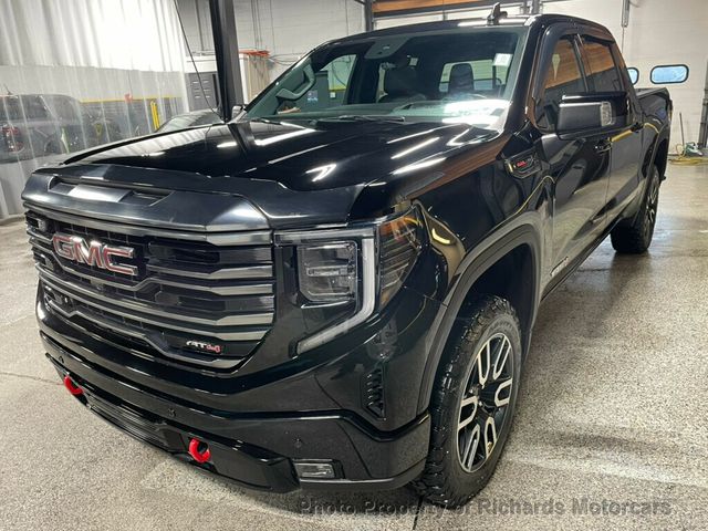 2023 GMC Sierra 1500 4WD Crew Cab 147" AT4 - 23006159 - 3