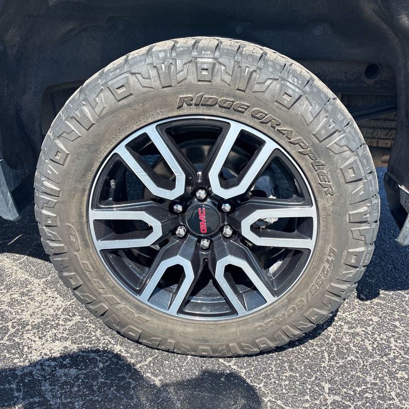 2023 GMC Sierra 1500 4WD Crew Cab 147" AT4 - 23028852 - 12