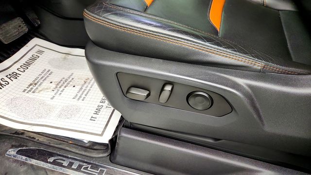 2023 GMC Sierra 1500 4WD Crew Cab 147'' AT4 w/ 6.2L V8 & 10 Speed Automatic - 23019081 - 10