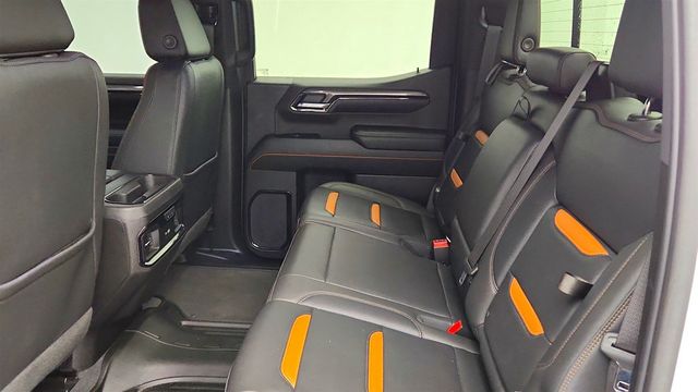 2023 GMC Sierra 1500 4WD Crew Cab 147'' AT4 w/ Technology Pkg, 6.2L V8, Power Sunroof - 23030439 - 21