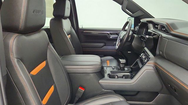 2023 GMC Sierra 1500 4WD Crew Cab 147'' AT4 w/ Technology Pkg, 6.2L V8, Power Sunroof - 23030439 - 22