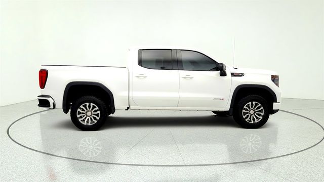 2023 GMC Sierra 1500 4WD Crew Cab 147'' AT4 w/ Technology Pkg, 6.2L V8, Power Sunroof - 23030439 - 3