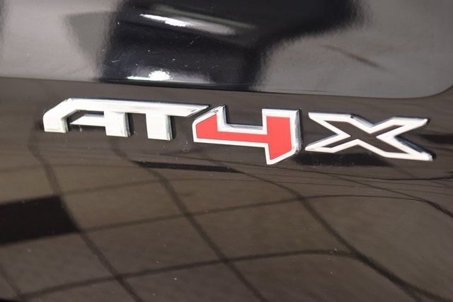 2023 GMC Sierra 1500 4WD Crew Cab 147" AT4X - 22888430 - 17