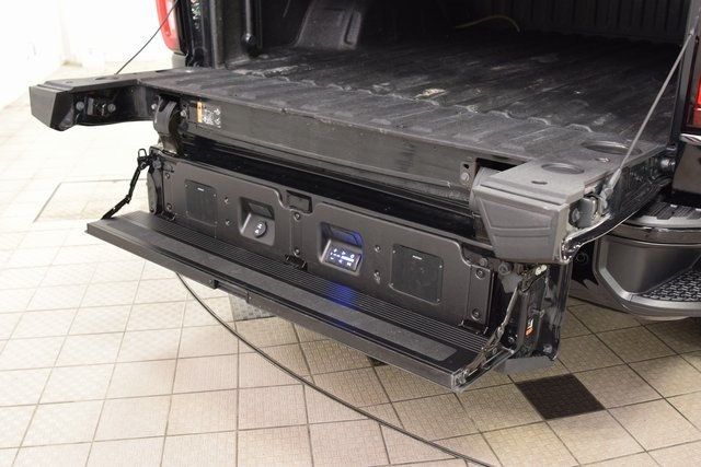 2023 GMC Sierra 1500 4WD Crew Cab 147" AT4X - 22888430 - 27