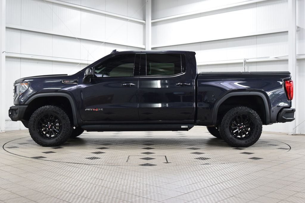 2023 GMC Sierra 1500 4WD Crew Cab 147" AT4X - 23038681 - 3