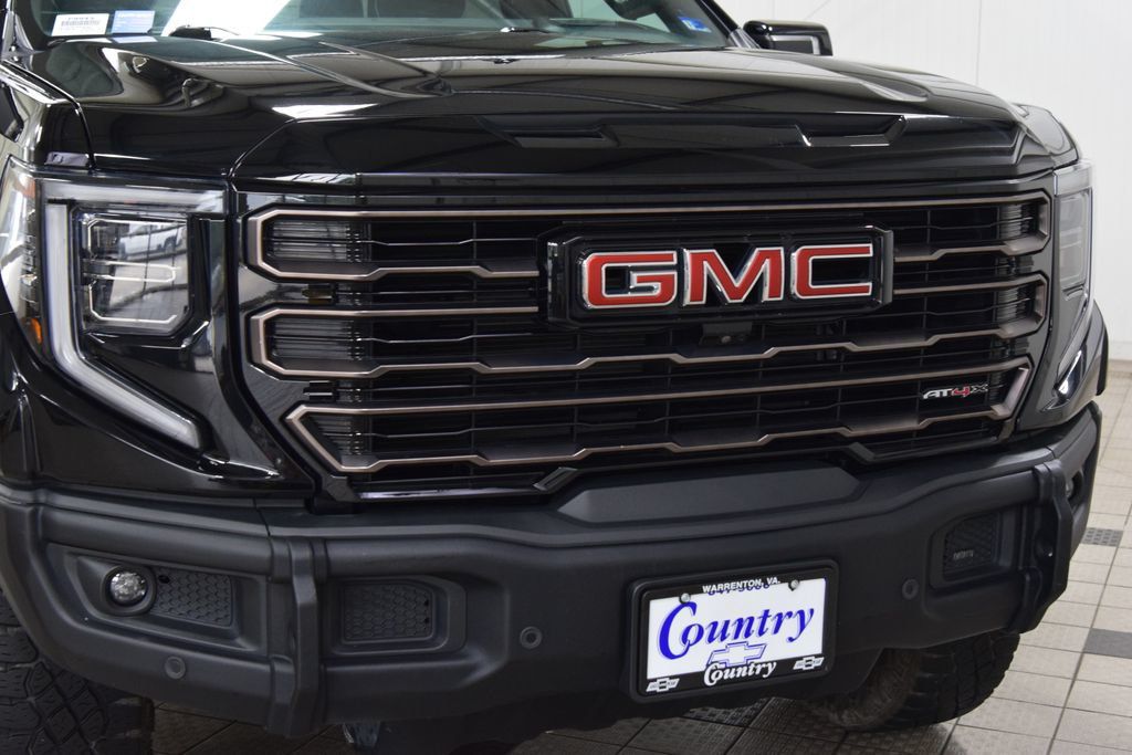 2023 GMC Sierra 1500 4WD Crew Cab 147" AT4X - 23050330 - 12