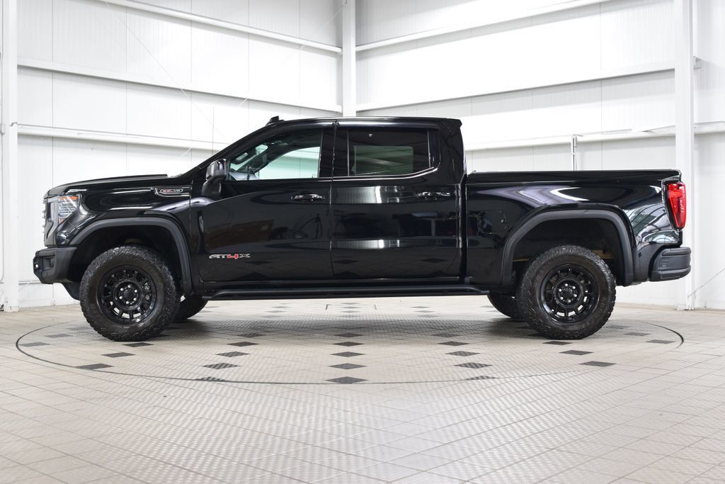 2023 GMC Sierra 1500 4WD Crew Cab 147" AT4X - 23050330 - 3