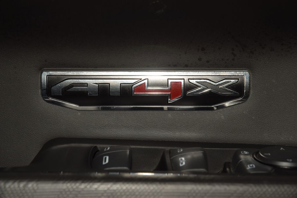 2023 GMC Sierra 1500 4WD Crew Cab 147" AT4X - 23050330 - 54