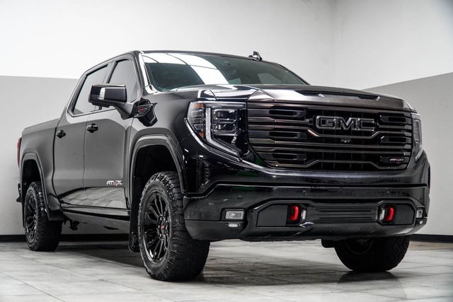 2023 GMC Sierra 1500 4WD Crew Cab 147" AT4X - 23001367 - 3