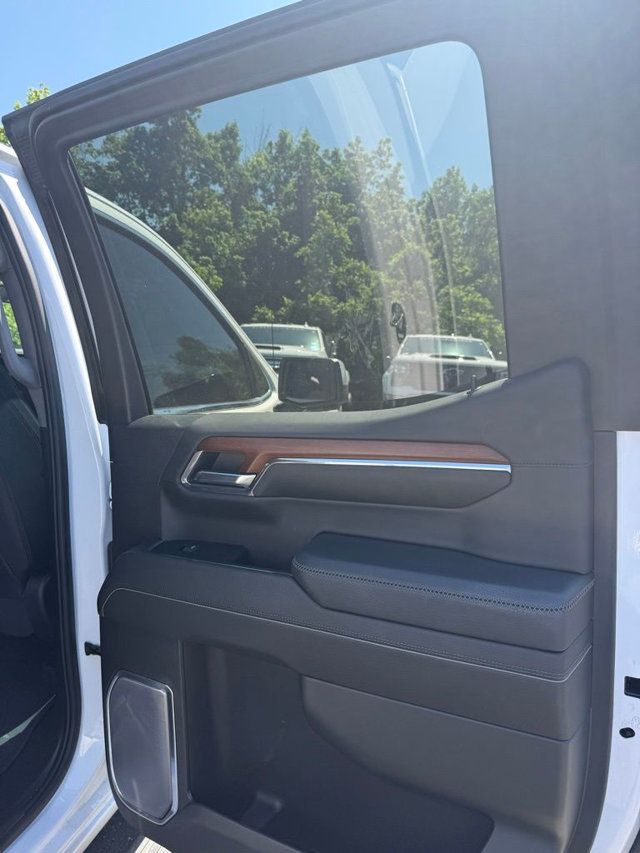 2023 GMC Sierra 1500 4WD Crew Cab 147" Denali - 23033276 - 13