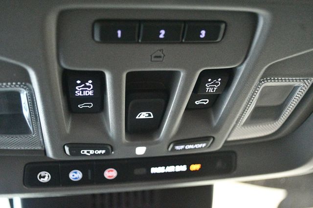 2023 GMC Sierra 1500 4WD Crew Cab 147" SLT - 22923847 - 68