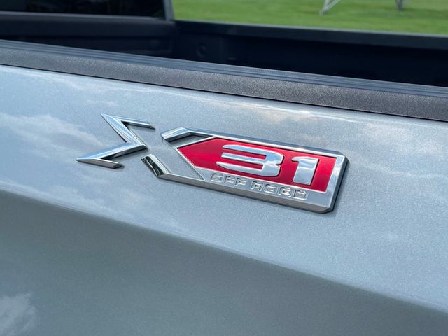 2023 GMC Sierra 1500 4WD Crew Cab 157" SLT - 23063827 - 9