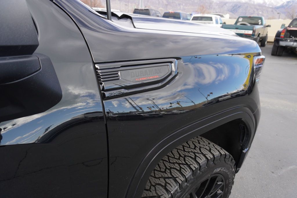 2023 GMC Sierra 1500 AT4 - 22986336 - 18