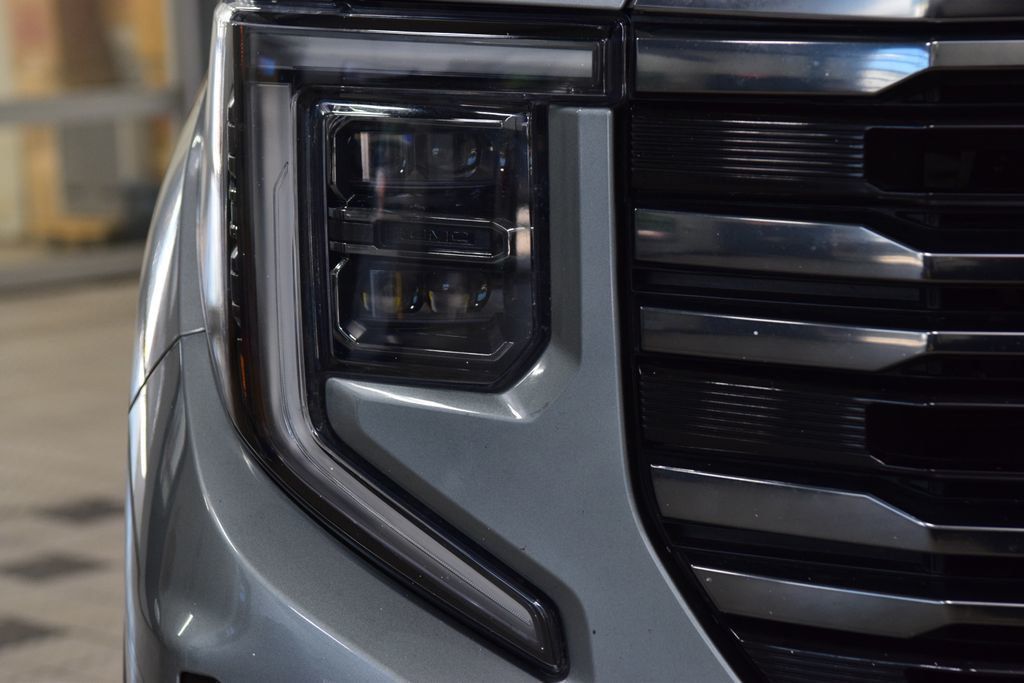 2023 GMC Sierra 1500 AT4 Preferred w/ Technology Package - 23028852 - 9