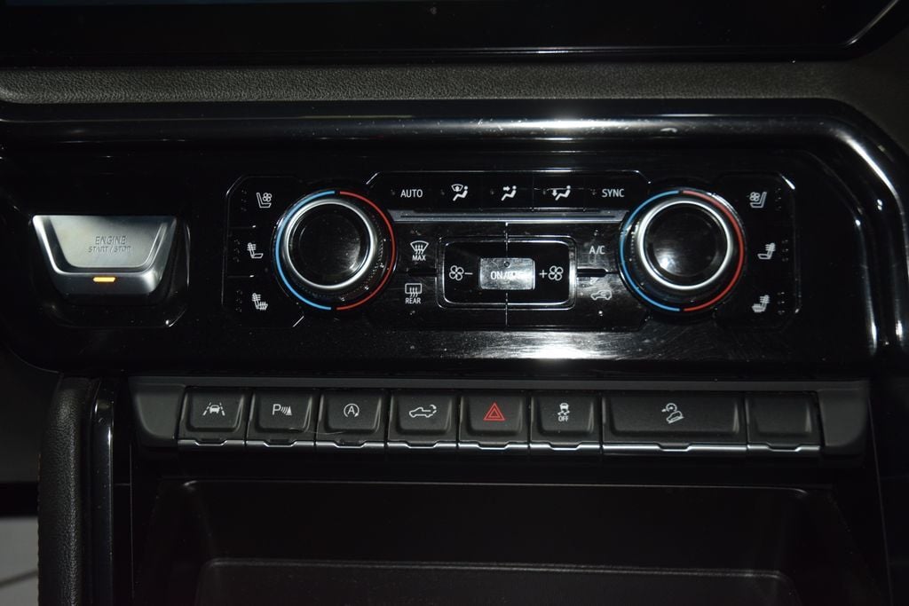 2023 GMC Sierra 1500 AT4 Preferred w/ Technology Package - 23036961 - 31