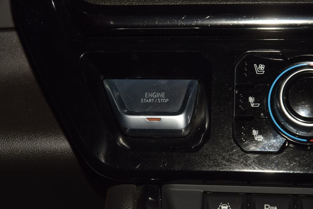 2023 GMC Sierra 1500 AT4 Preferred w/ Technology Package - 23036961 - 33