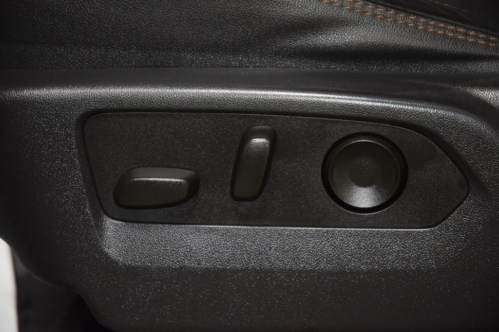 2023 GMC Sierra 1500 AT4 Preferred w/ Technology Package - 23036961 - 40