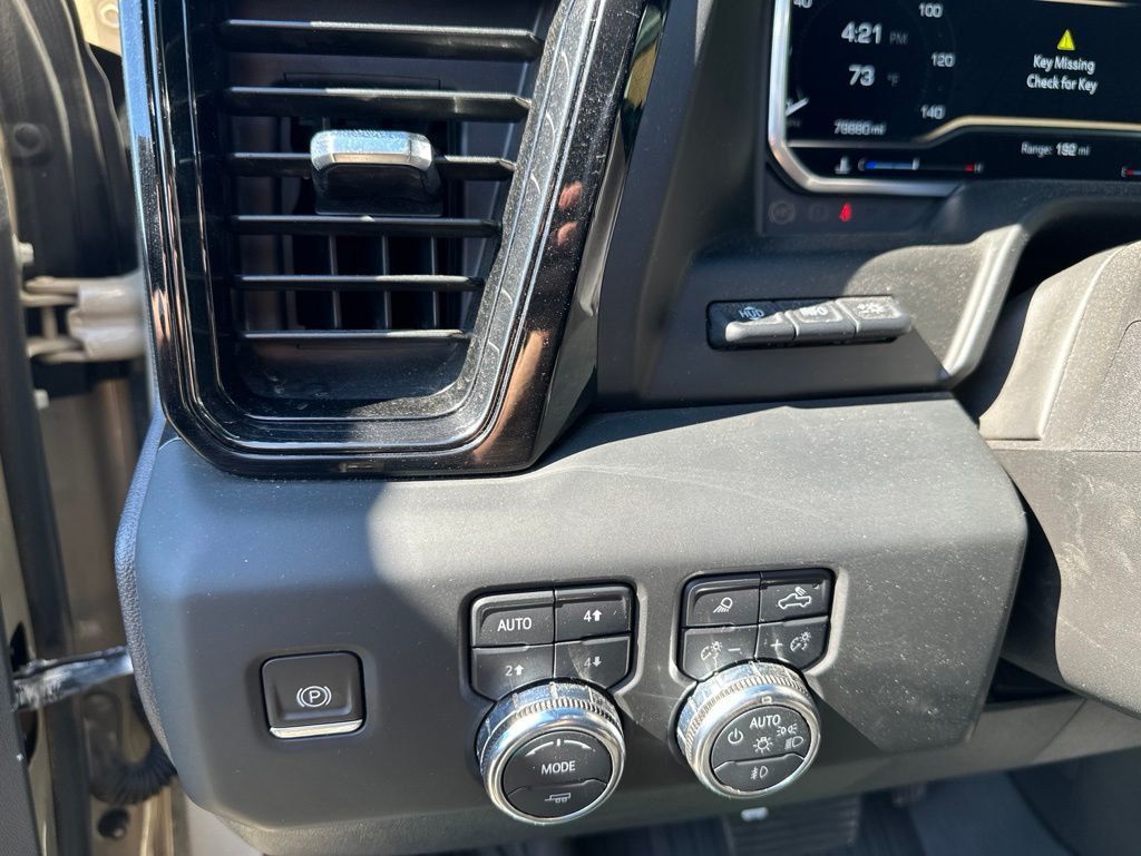 2023 GMC Sierra 1500 AT4 Premium w/ Technology Package - 23023095 - 20